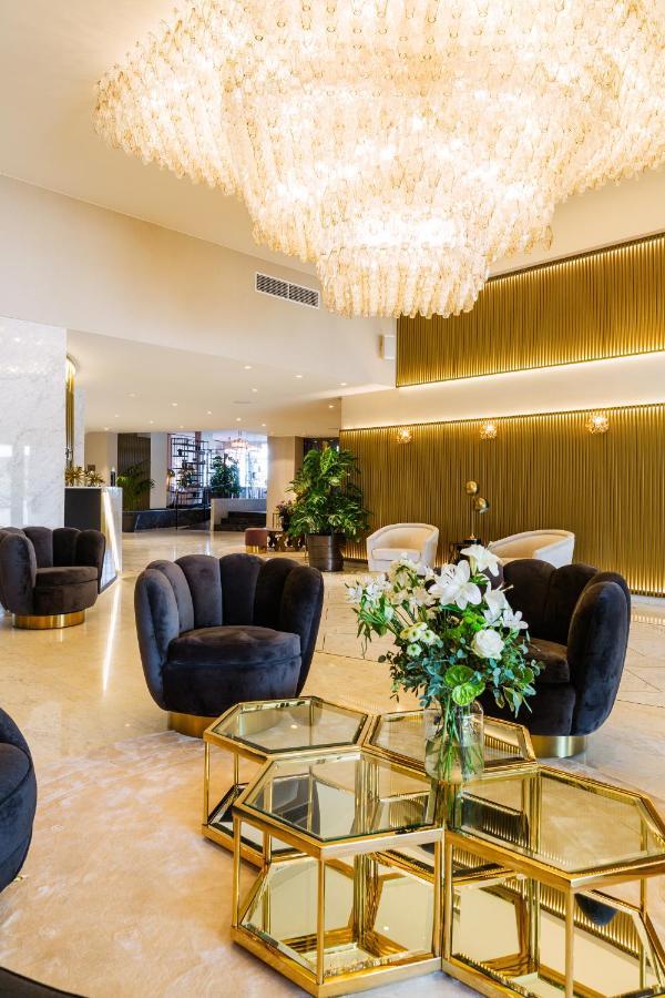 C-Hotels Andromeda Остенде Екстериор снимка
